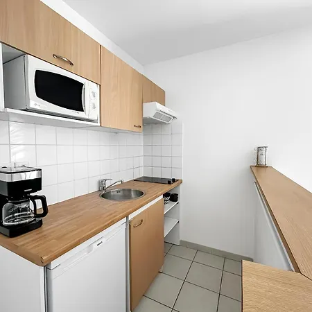 T2 Balcon Et Parking A 10 Min Du Centre Apartment *