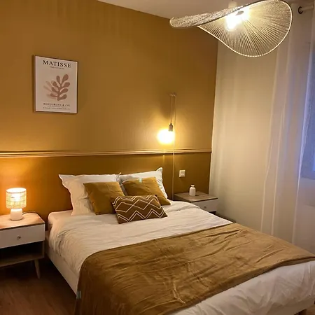 T2 Balcon Et Parking A 10 Min Du Centre 公寓