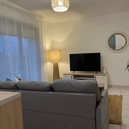 公寓 T2 Balcon Et Parking A 10 Min Du Centre
