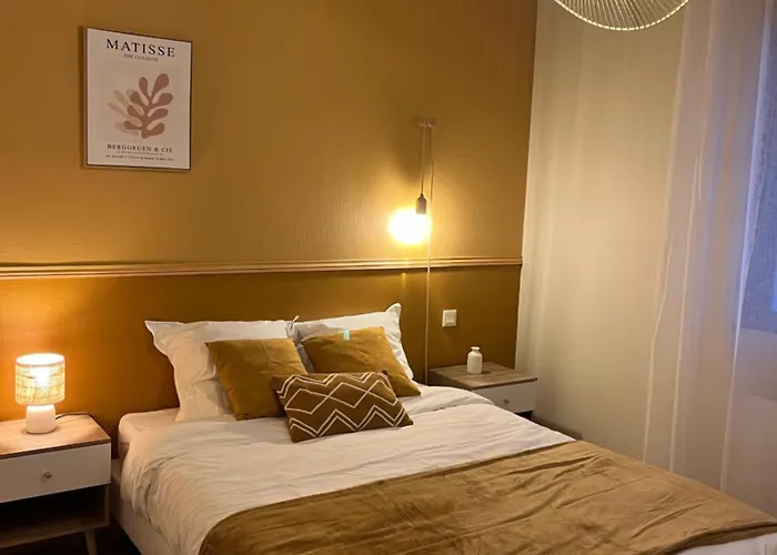 T2 Balcon Et Parking A 10 Min Du Centre 公寓